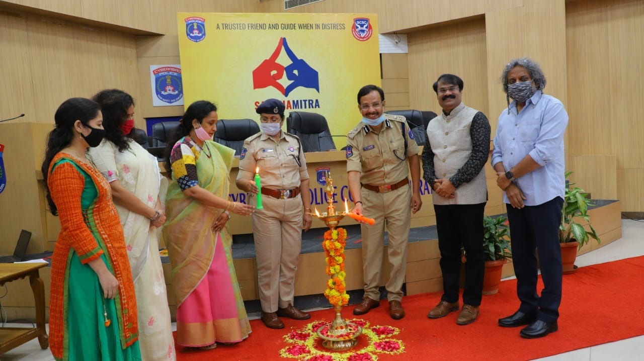 Krishna Yedula, VC Sajjanar, C.Anasuya, Pratyusha Sharma & Krishna Priya lighting lamp launch of Sangamitra a Initiative by SCSC & Cyberabad Police