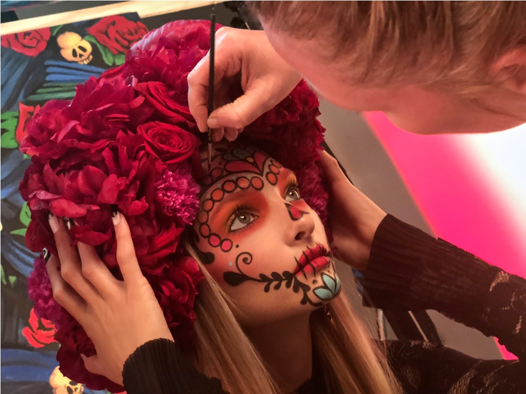 KIKO Milano unleashes a Halloween fiesta full of color and creativity.