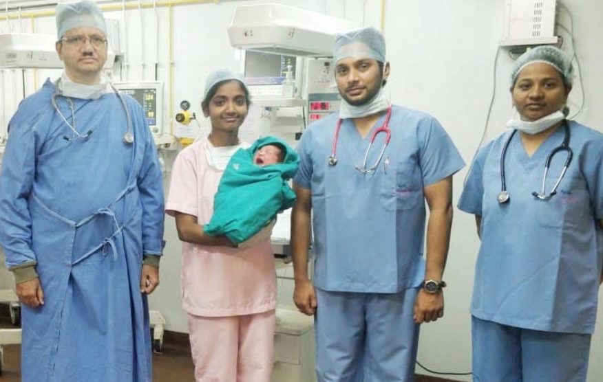 Apollo Cradle team facilitates a safe in-flight delivery, both mother and baby recoup and are healthy to travel further!