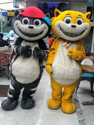 Sony YAY! celebrates World Cat Day with their funny feline duo Honey Bunny!