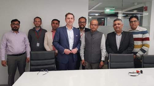 Avis India and quikk India sign a partnership for electric fleets