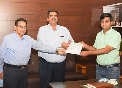 NMDC contributes Rs.60 Lakh to Ballari District Administration to support the fight against COVID-19