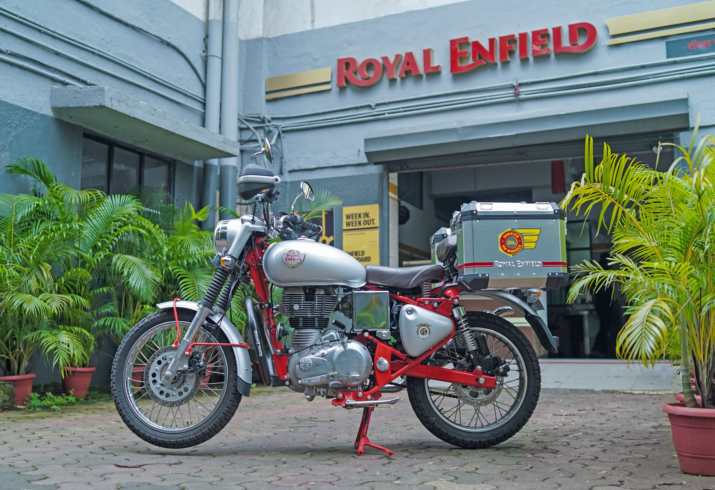 The all-new royal enfield classic 350 - legend reborn