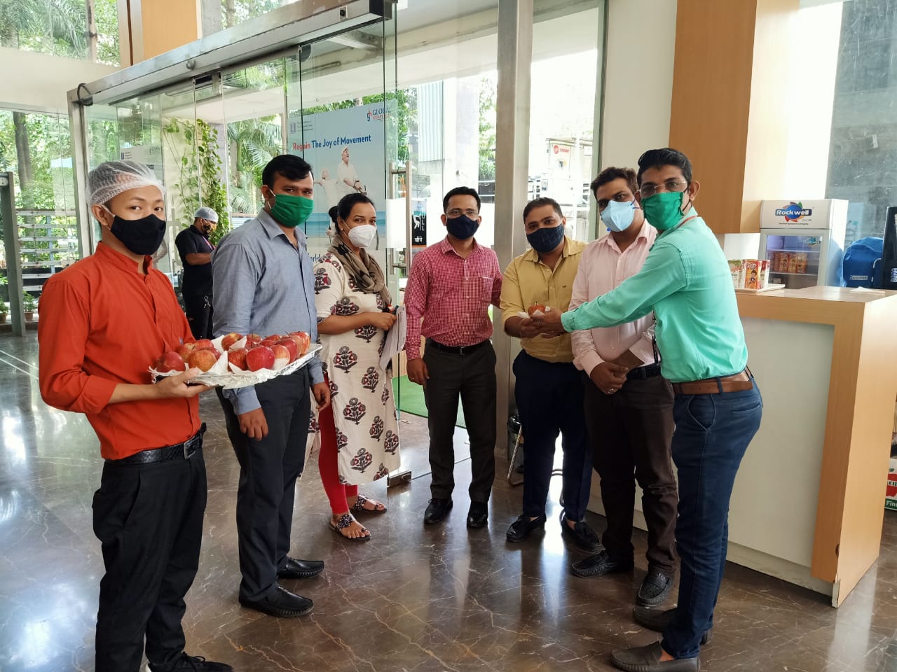 Distribution of apple on world heart day at Global hospital Parel 2