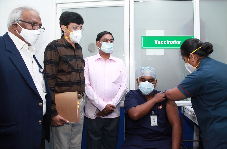 Covishield Vaccination drive at SIMS Hospital, Vadapalani