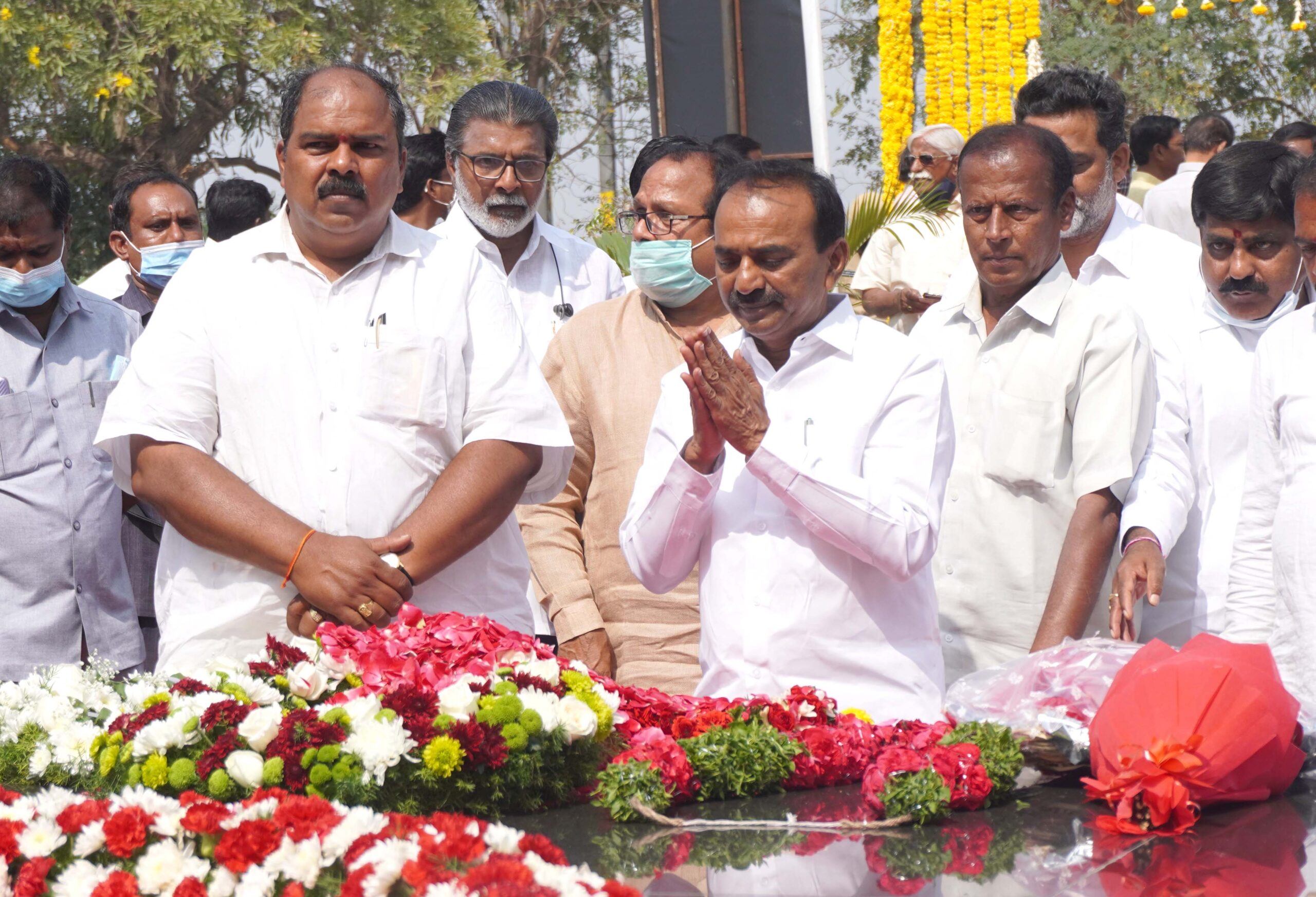 Etala Rajender tributes to S. Jaipal Reddy