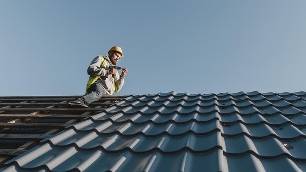 hiring a professional roofing company