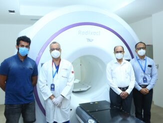 L - R - Patient's Son ( Hitesh Prabhu ), Dr Sudarshan Ballal, Chairman, Dr. Vadhiraja B M, HOD & Consultant - Radiotherapy and Dr. Manish Rai, Hospital Director, Manipal Hospitals