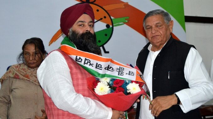 national lok kalyan party president inderpreet singh with ncp delhi president yoganand shashtri