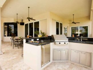 Transform Your Backyard with an Exceptional Outdoor Kitchen Design