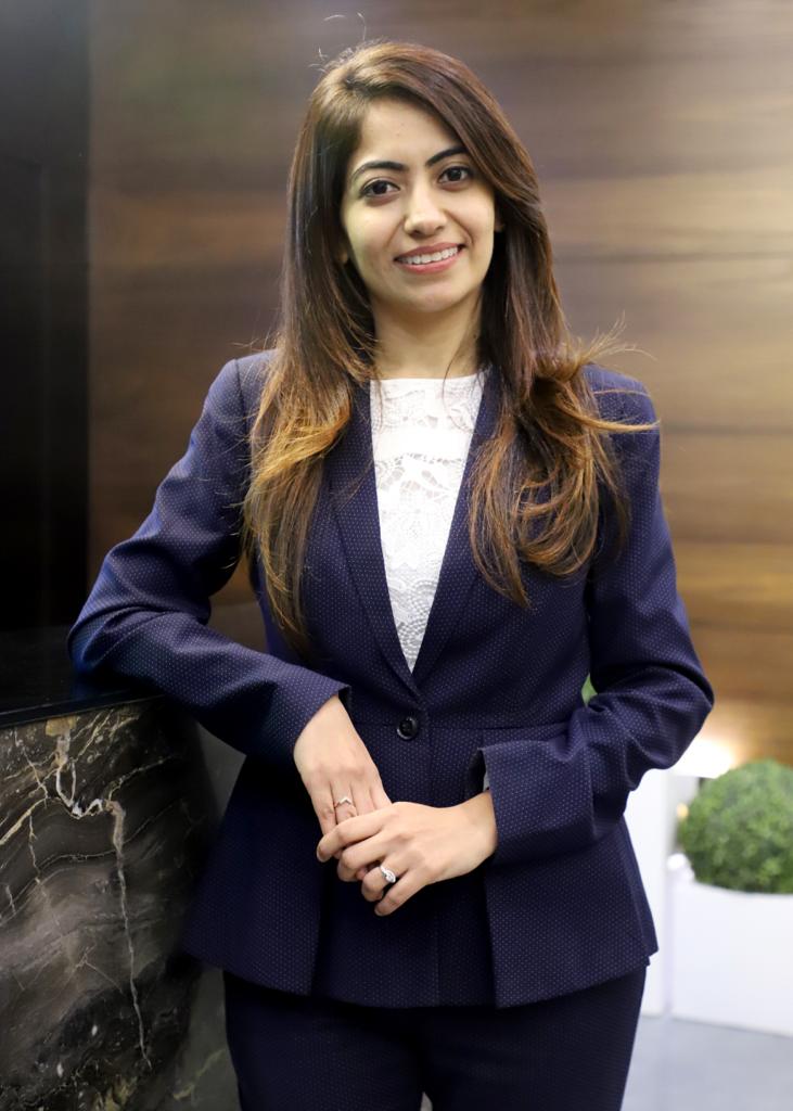 Dr. Karishma Jaradi, Head Dental Surgeon - Dentzz Dental (4)