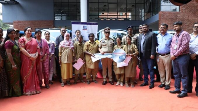 United Way Bengaluru and NTT DATA Empower Women with E-Rickshaw Distribution 1