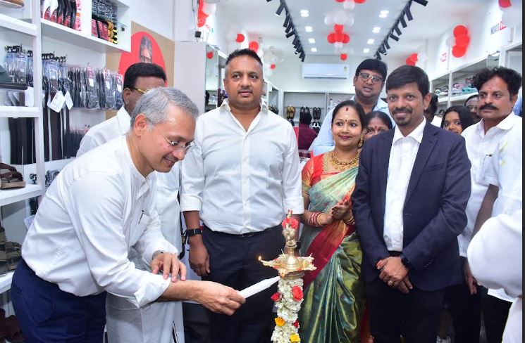 VKC Continues Expansion Streak, Opens 12 Stores in 9 Months Across India

