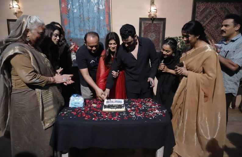 Star Bharat’s Popular Show Shaitani Rasmein Celebrates 250-Episode Milestone with a Cake-Cutting Celebration