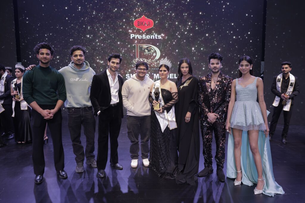 Ritu Mahajan Secures “Mrs. Asia Universal 2025” Crown at Dreamz Production and Dubai Beauty School Showcase

