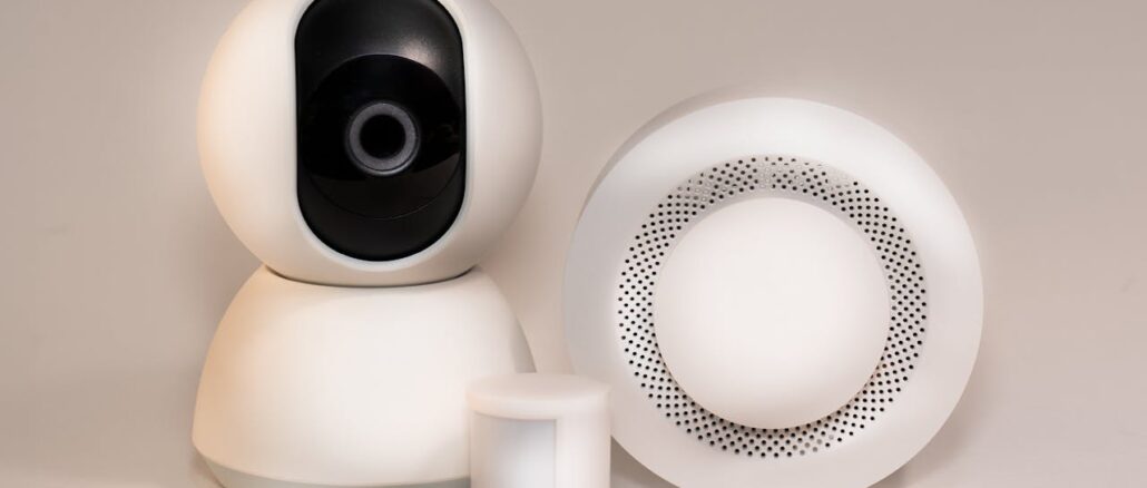 pexels-jakubzerdzicki-24503710 Right Security Alarm System