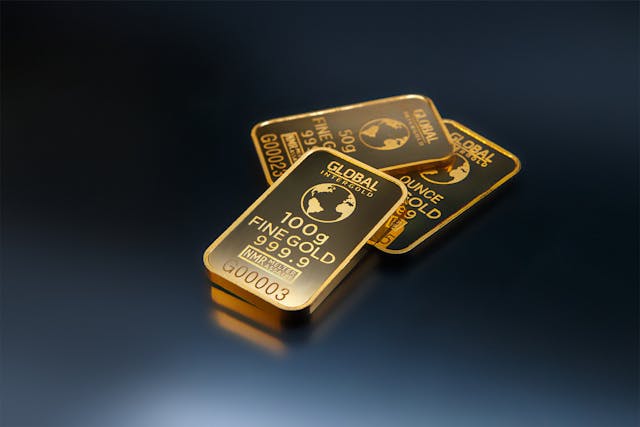 pexels-michael-steinberg-95604-321452 Gold Mini and Silver Mini