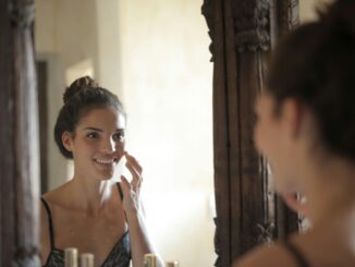 travel skincare routine in 2025