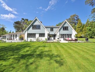 Hiring a Professional Lawn Care Service in Calgary