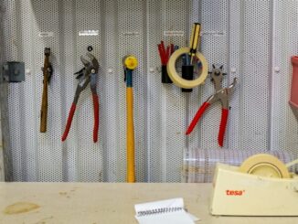 Key Considerations for Choosing Equipment and Materials in Modern Projects