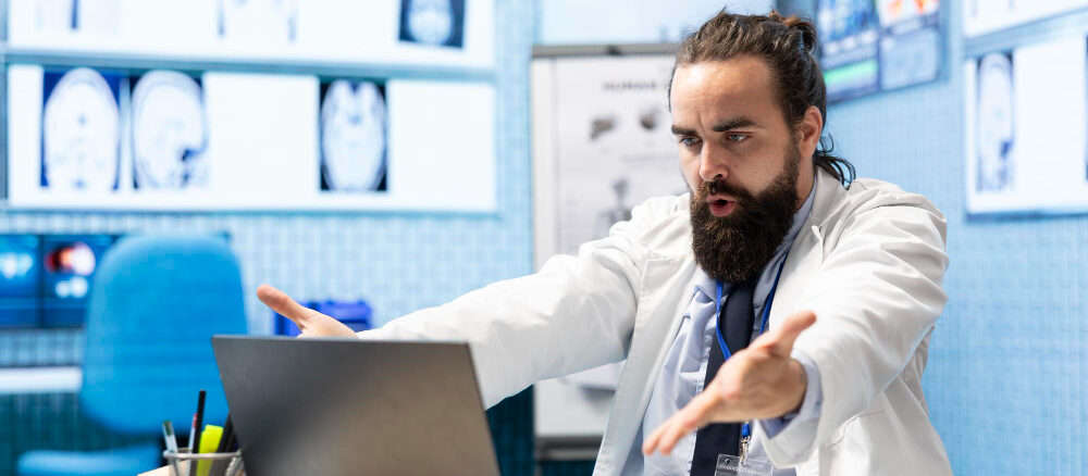 100528 Medical Data Breaches as an Investor