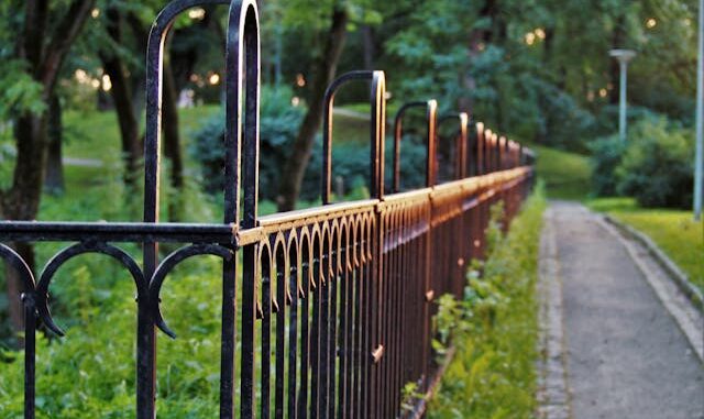 A Look Back at the Growth of Security Fencing Technology