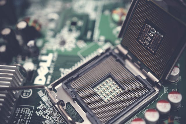 pexels-pok-rie-33563-1432680 semiconductor
