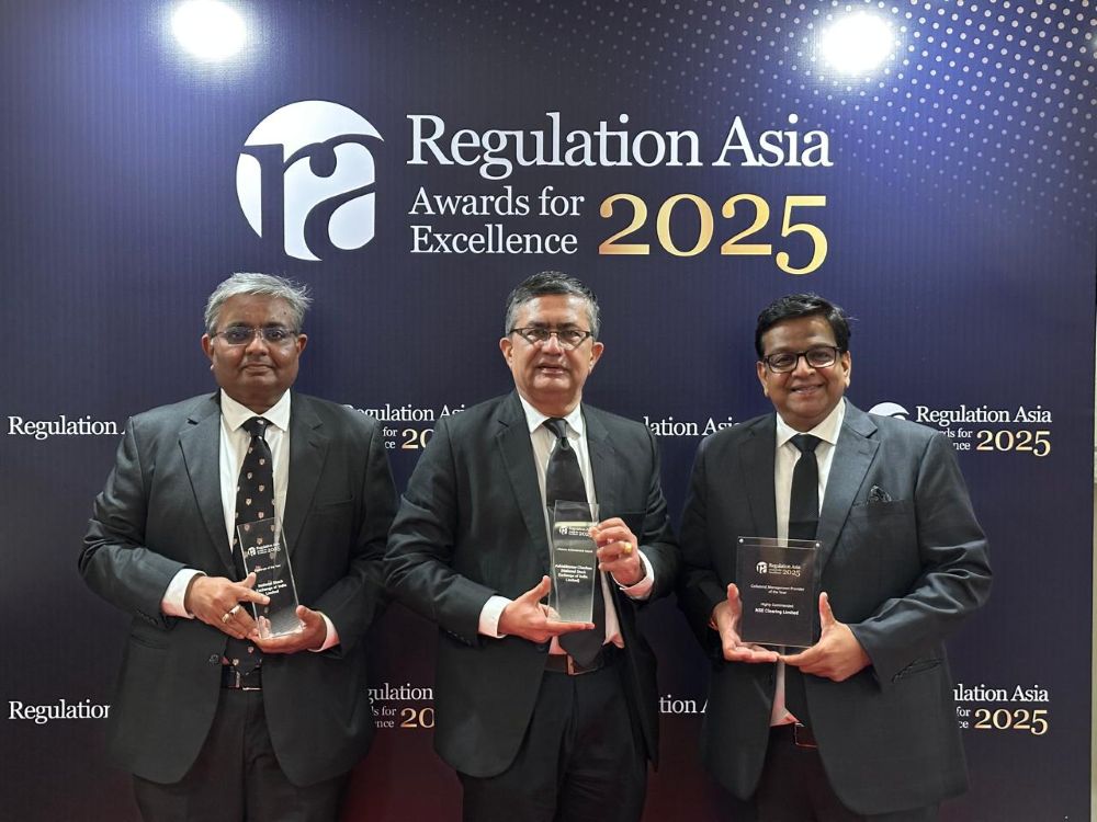 Left to Right 1. Shri Ankit Sharma, Chief Regulatory Officer, NSE 2. Shri Ashishkumar Chauhan, MD & CEO, NSE 3. Shri Vikram Kothari, MD & CEO, NSE Clearing Ltd