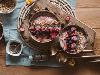 Granola Pouches That Lock In Crunch and Flavor