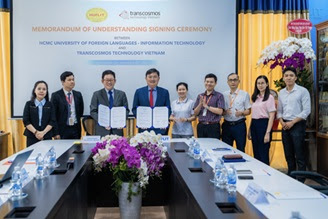 transcosmos Vietnam Signs MoU with HUFLIT
