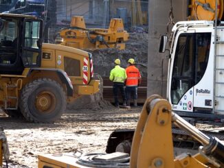 The Hidden Costs of Buying vs. Leasing Construction Machinery