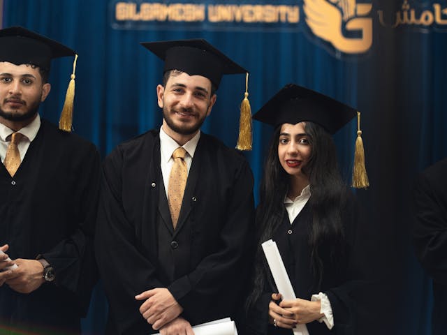 Photo by khezez  | خزاز: https://www.pexels.com/photo/graduation-ceremony-at-gilgamesh-university-34007203/