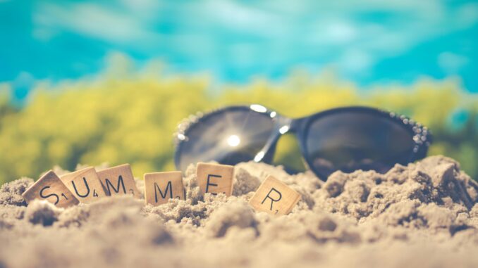 10 Essential Tips to Stay Safe and Healthy While Traveling in Summer