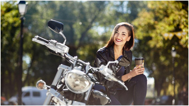 Avoid complications from expired Two-Wheeler Insurance. Discover what to expect during the renewal process and ensure compliance.