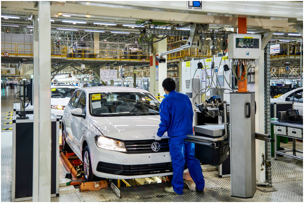 Signs It's Time to Replace Common Volkswagen Parts