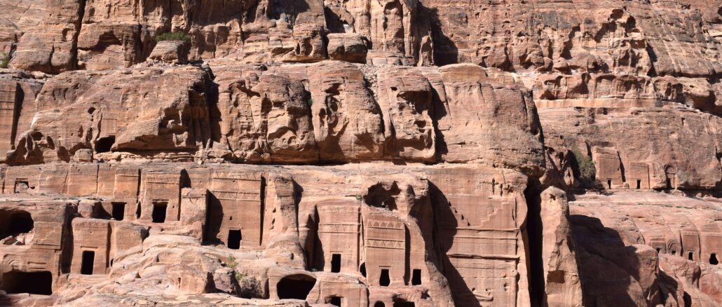 Exploring Petra: Jordan's Ancient Wonder