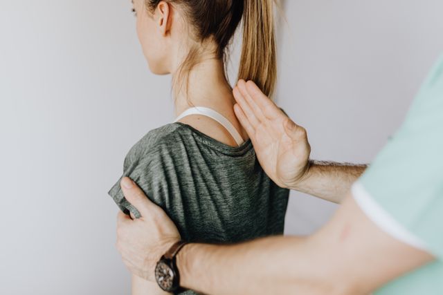 Learn about protecting spinal health amidst remote working challenges. Discover how to combat office syndrome effectively.