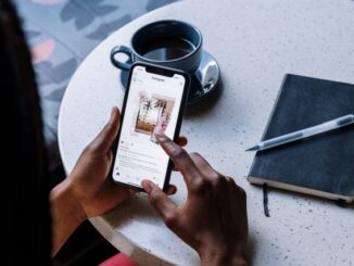 Delve into the dynamics of fashion online, highlighting the shift in consumer behavior and the rise of innovative platforms.